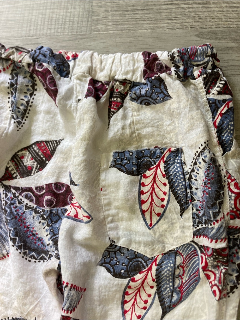 Fun Linen Pants with pockets - Picture 3 of 3